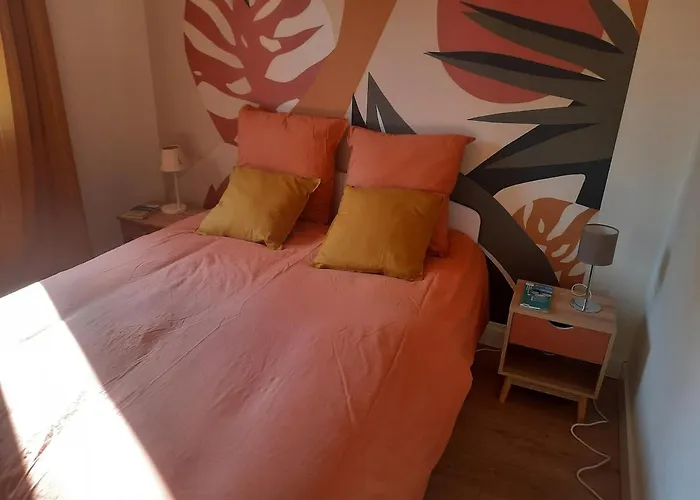 Maisonnette Au Bord Du Sierroz Semesterbostad *